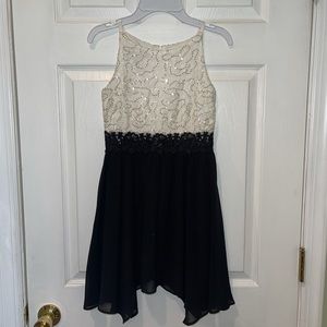 Girls dress size 8